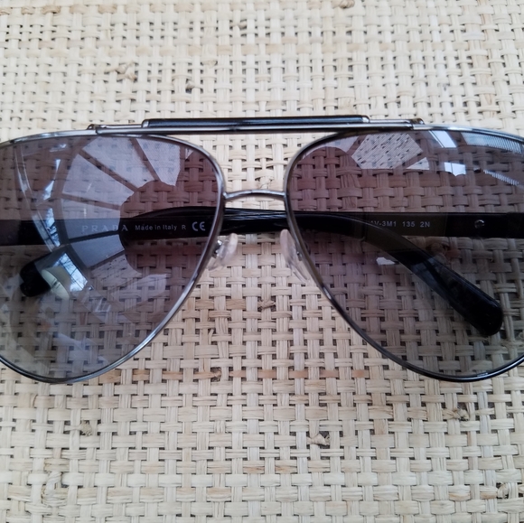 Mens "Prada" Sunglasses - Picture 6 of 6